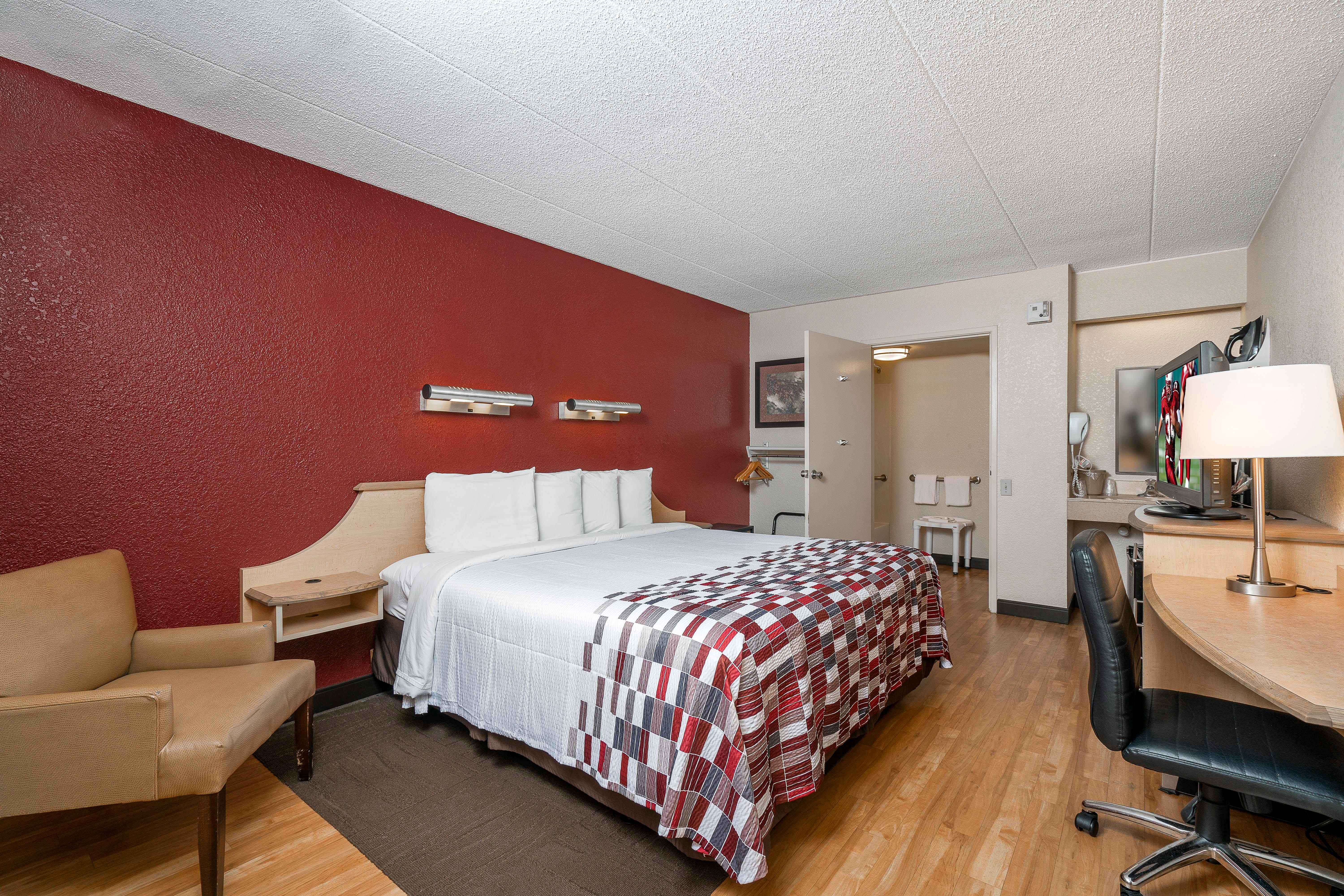 Red Roof Inn Edison Exteriér fotografie